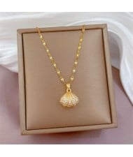 Sparkling Golden Scallop Shell Pearl Rhinestone Titanium Steel Wholesale Women Necklace