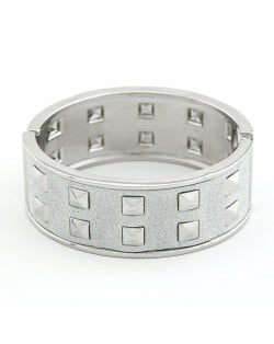 Punk Fashion Square Rivets Dull Polish Style Bangle - Silver with Light Gray