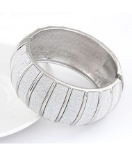 Exaggerating Style Dull Polish Texture Stereoscopic Streak Bangle - Silver