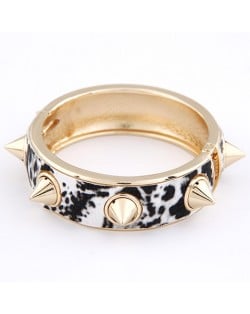 Punk Fashion Black and White Leopard Prints with Rivets Bangle