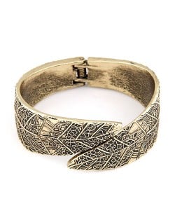 Court Genre Leaves Texture Fashion Copper Bangle