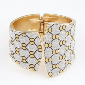 Punk Style Dull Polish Bending Sheet Bangle - Pattern