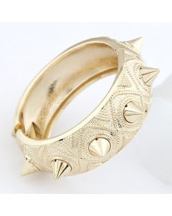 Exaggerating Design Fine Strips Engraving Rivets Bangle - Golden