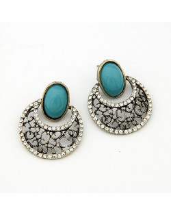 Vintage Hollow-out Court Design with Rhinestones Inlaid Ear Studs - Blue