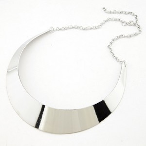 Punk Style Glossy Finish Arc Pendant Necklace - Silver