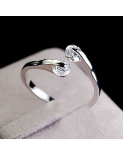 Zircon Bifurcating Design Platinum Plated Ring