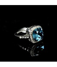 Aquamarine Austrian Crystal Inlaid Hollow-out Square Fashion Platinum Ring