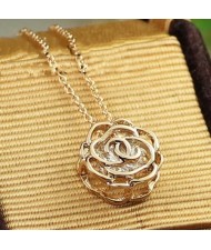 Austrian Zircon Flower Pendant 18K Rose Gold Necklace