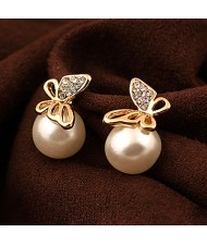 Korean Fashion Golden Butterfly Attached Pearl Ear Studs