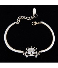 Korean Fashion Rhinestone Inlaid Skull King Bracelet