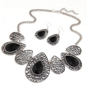 Glass Gem Inlaid Hollow Baroque Design Waterdrops Necklace and Earrings Set - Black