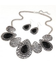 Glass Gem Inlaid Hollow Baroque Design Waterdrops Necklace and Earrings Set - Black