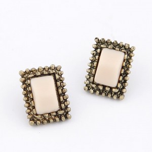Vintage Studs Rim Design Oblong Gem Earrings - Beige