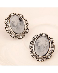 Rhinestone Rimmed Graceful Lady Rilievo Earrings - Gray