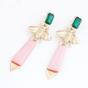 Emerald Gem Inlaid Metallic Bee with Dangling Bar Design Earrings - Pink
