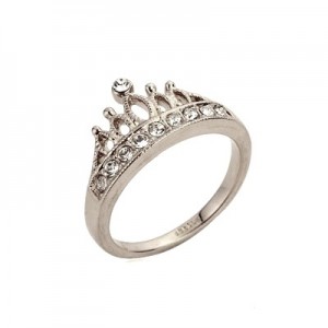Rhinestone Embedded Delicate Classical Crown Platinum Plated Ring