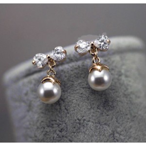 Korean Fashion Austrian Rhinestone Bow and Pearl Inlaid Rose Gold Earrings