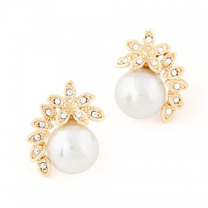 Korean Fashion Classic Czech Rhinestone Decorated Golden Floral Style Pearl Earrings
