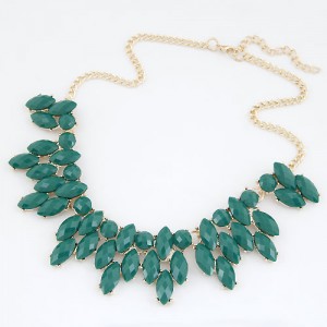 Resin Leaves Short Costume Necklace - Green