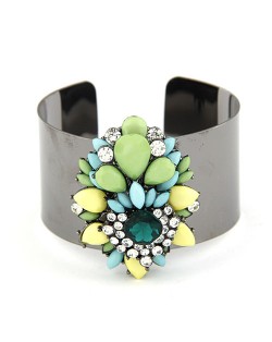 Rhinestones Combination Design Rhombus Flower Cuff Bangle - Light Green