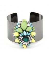 Rhinestones Combination Design Rhombus Flower Cuff Bangle - Light Green