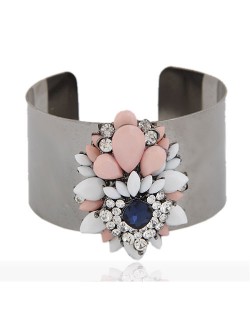 Rhinestones Combination Design Rhombus Flower Cuff Bangle - Pink