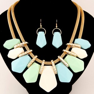 Irregular Candy Color Resin Pendants Fashion Necklace and Earrings Set - Light Green