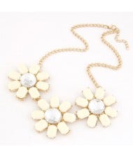 Wealthy Sunflowers Resin Pendant Costume Necklace - White