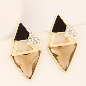 Sweet Korean Fashion Rhinestone Inlaid Triangle Fashion Ear Studs - Champagne