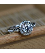 Gorgeous Shining Round Cubic Zirconia Platinum Plated Alloy Ring