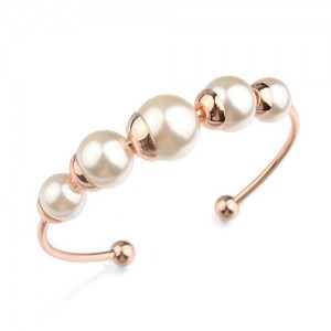 Princess Pearl Fashion Rose Gold Bangle