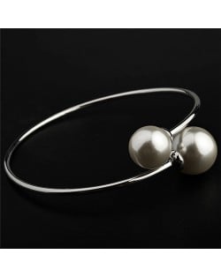 Graceful Twin Pearls Fashion Open-end Design Platinum Plated Alloy Bangle