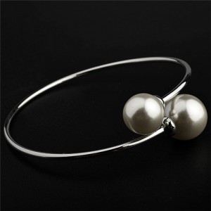 Graceful Twin Pearls Fashion Open-end Design Platinum Plated Alloy Bangle