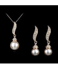 Luxurious Leaf with Pearl Pendant Rose Gold Necklace and Earrings Set