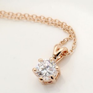 Six Claw Rhinestone Inlaid Pendant Necklace - Rose Gold