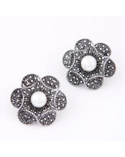 Flower Context Engraving Design with Pearl Stamen Ear Studs - Vintage Silver