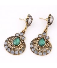 Vintage Style Waterdrop Gem Inlaid Hollow Floral Pattern Dangling Earrings - Green