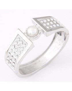 Rhinestone and Pearl Inlaid Concise Design Graceful Bangle - Silver