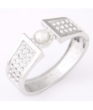 Rhinestone and Pearl Inlaid Concise Design Graceful Bangle - Silver