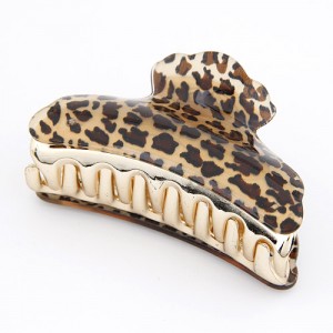 Popular Leopard Prints Hair Clip - Dark Brown