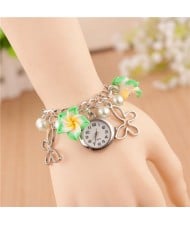 Vivid Morning Glory Embellished Fashion Bracelet Watch - Green