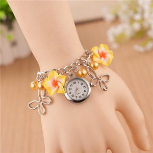 Vivid Morning Glory Embellished Fashion Bracelet Watch - Yellow