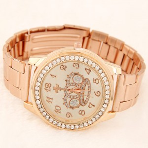 Luxurious Crown Fashion Wrist Golden Watch