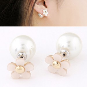 Tiny Seashell Flower with Pearl Ear Studs - White