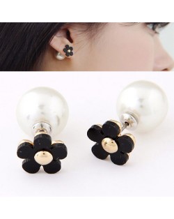 Tiny Seashell Flower with Pearl Ear Studs - Black