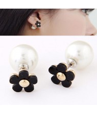 Tiny Seashell Flower with Pearl Ear Studs - Black