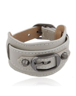 Belt Buckle Design Fashion Bracelet - Gray