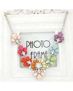 Spring Floral Cluster Patterns Rhinestone Alloy Necklace - Multicolor