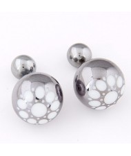 White Flower Pattern Prints Big and Small Balls Fashion Earrings - Gray