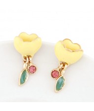 Korean Fashion Rhinestone Inlaid Opal Chrysanthemum Necklace - Yellow